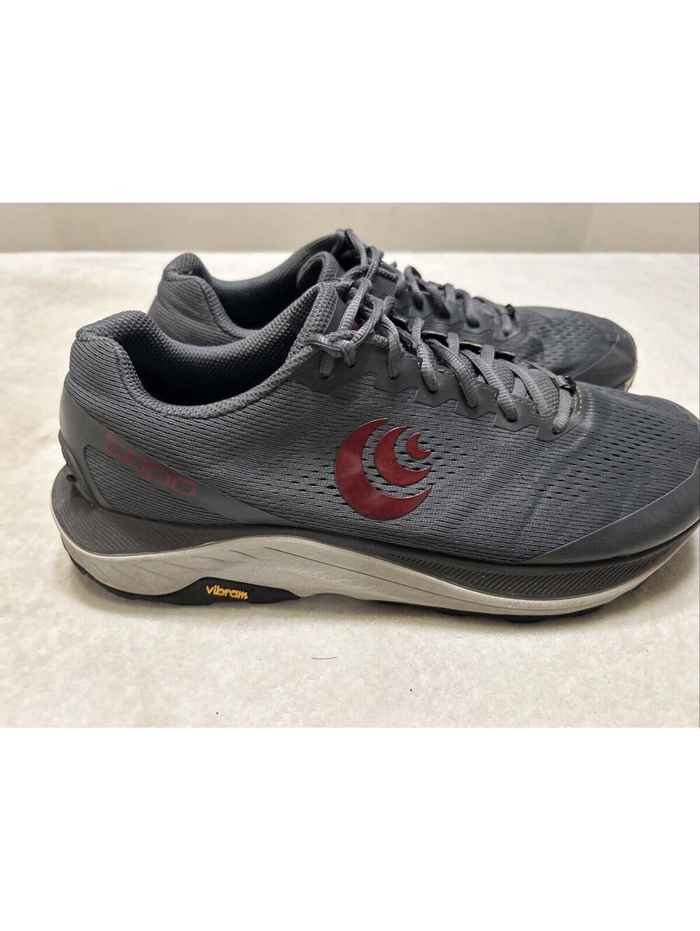 Topo Athletic Ultraventure 3 Shoes Men's Size 12 Grey Red Trail Running Sneakers